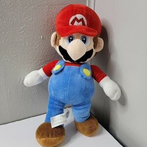 Super Mario Bros Plush 2018 Official Nintendo Good Stuff Stuffed Toy 15”